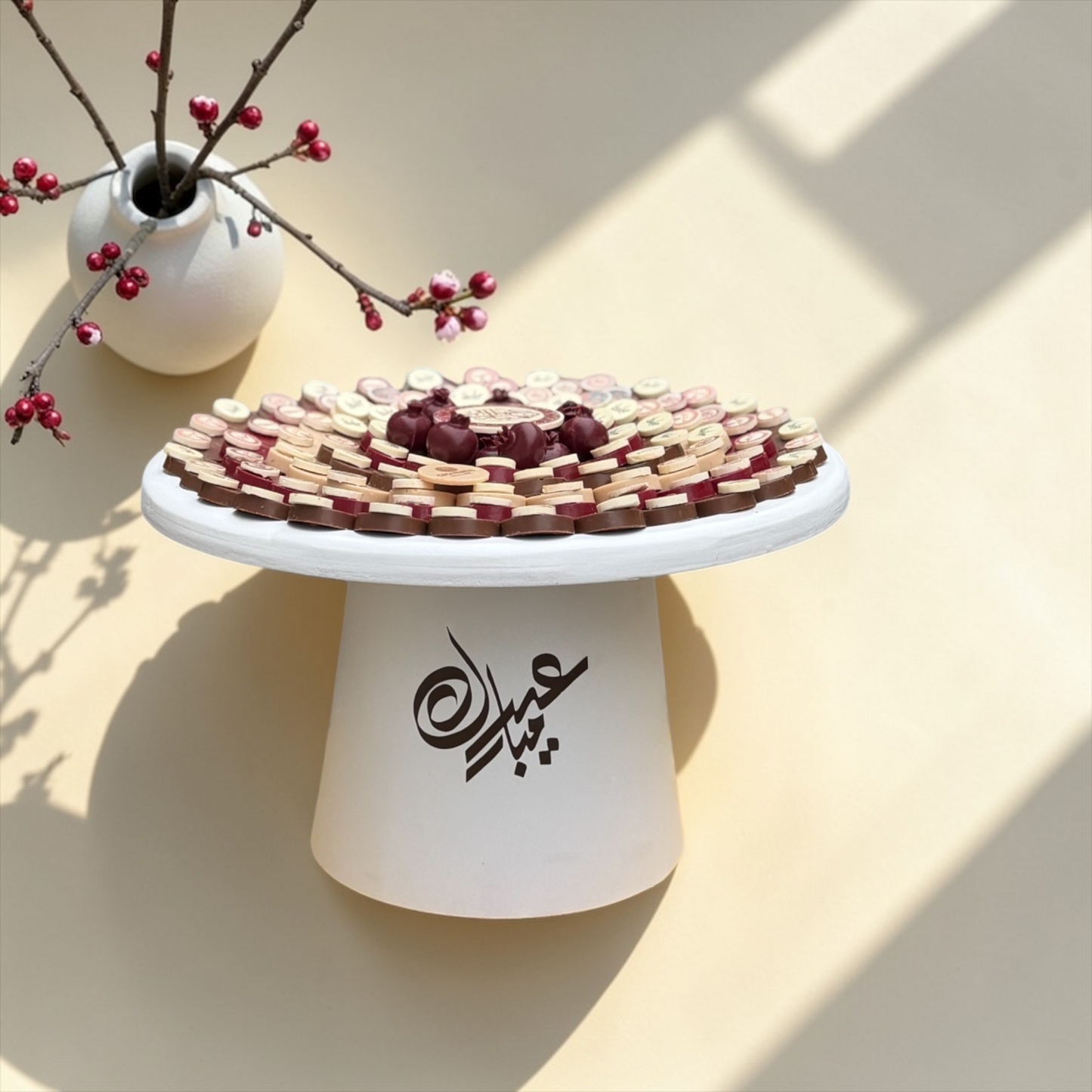 Round Printed Eid Chocolate Acrylic Tray صحن أكريليك مع شوكليت رواند مطبوع بثيم العيد