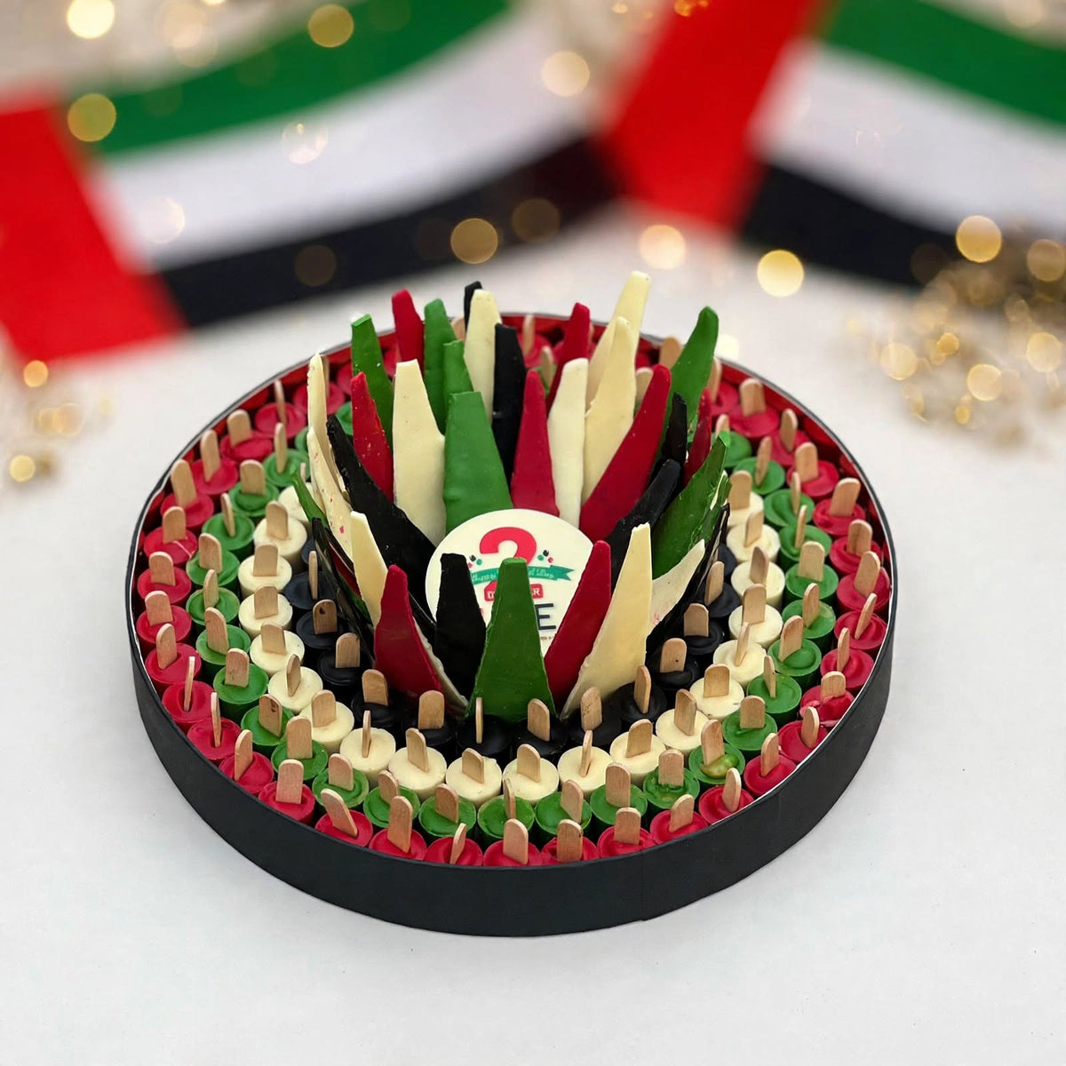 علبة دائرية مع قوارير شوكولاتة | Round Box with Bottles Chocolate