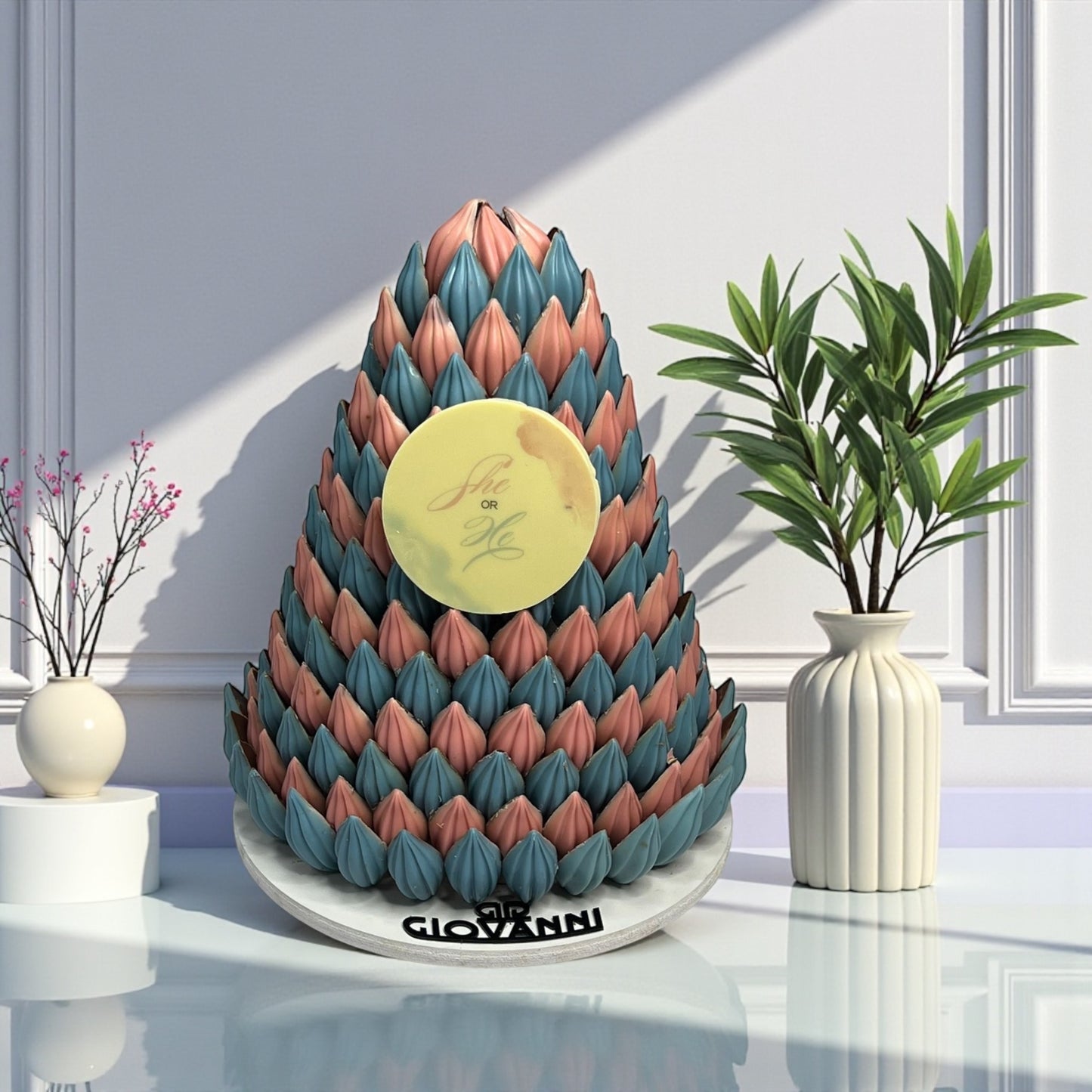 هرم شوكولاتة حبة الكاكاو بطباعة مخصصة
Cocoa Bean Chocolate Pyramid – Custom Printed