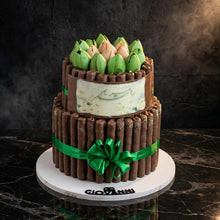 هرم فاين فير طبقتين مع ورد – الشكل الثاني | Two-Tier Fine Fair Pyramid with Roses – Design 2