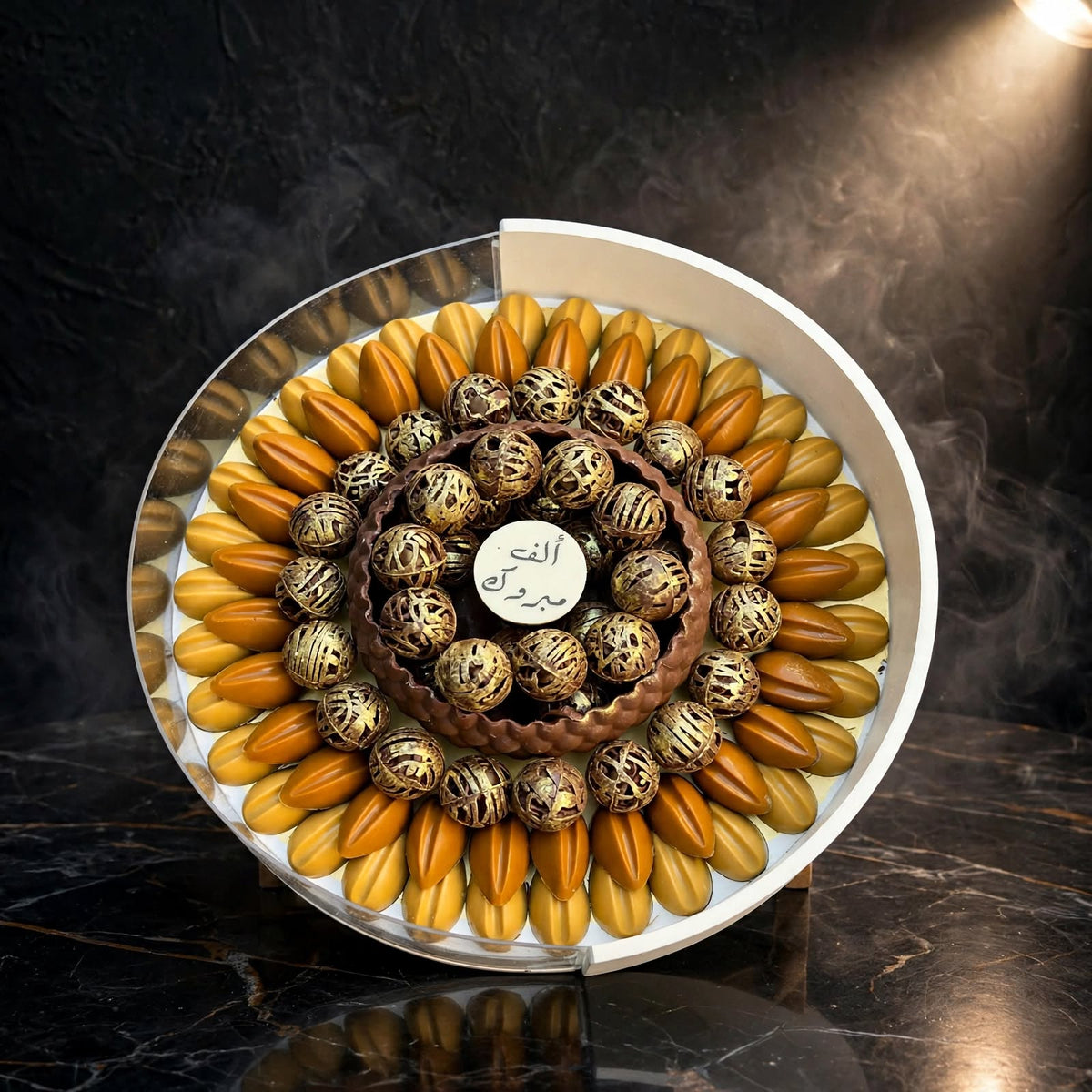 بوكس أكريليك دائري شوكولاتة نت مشكلة مع صينية كبيرة | Round Acrylic Box – Assorted Nut Chocolate with Large Tray