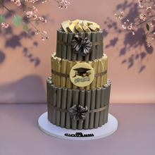 Graduation Fine Fair Chocolate Pyramid – 3 Tier (3 KG) هرم شوكليت فاين فير ثلاث طوابق – ثيم التخرج (3 كجم)