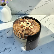 Giovanni Luxury Acrylic Platter with Signature Belgian Chocolate – Hajj Collection