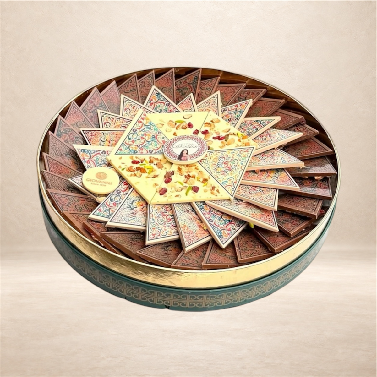 بوكس شوكليت مثلثات مطبوع | Printed Triangle Chocolate Box