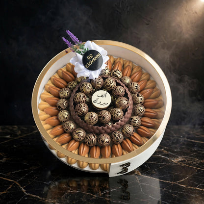 بوكس أكريليك دائري شوكولاتة نت مشكلة مع صينية كبيرة | Round Acrylic Box – Assorted Nut Chocolate with Large Tray