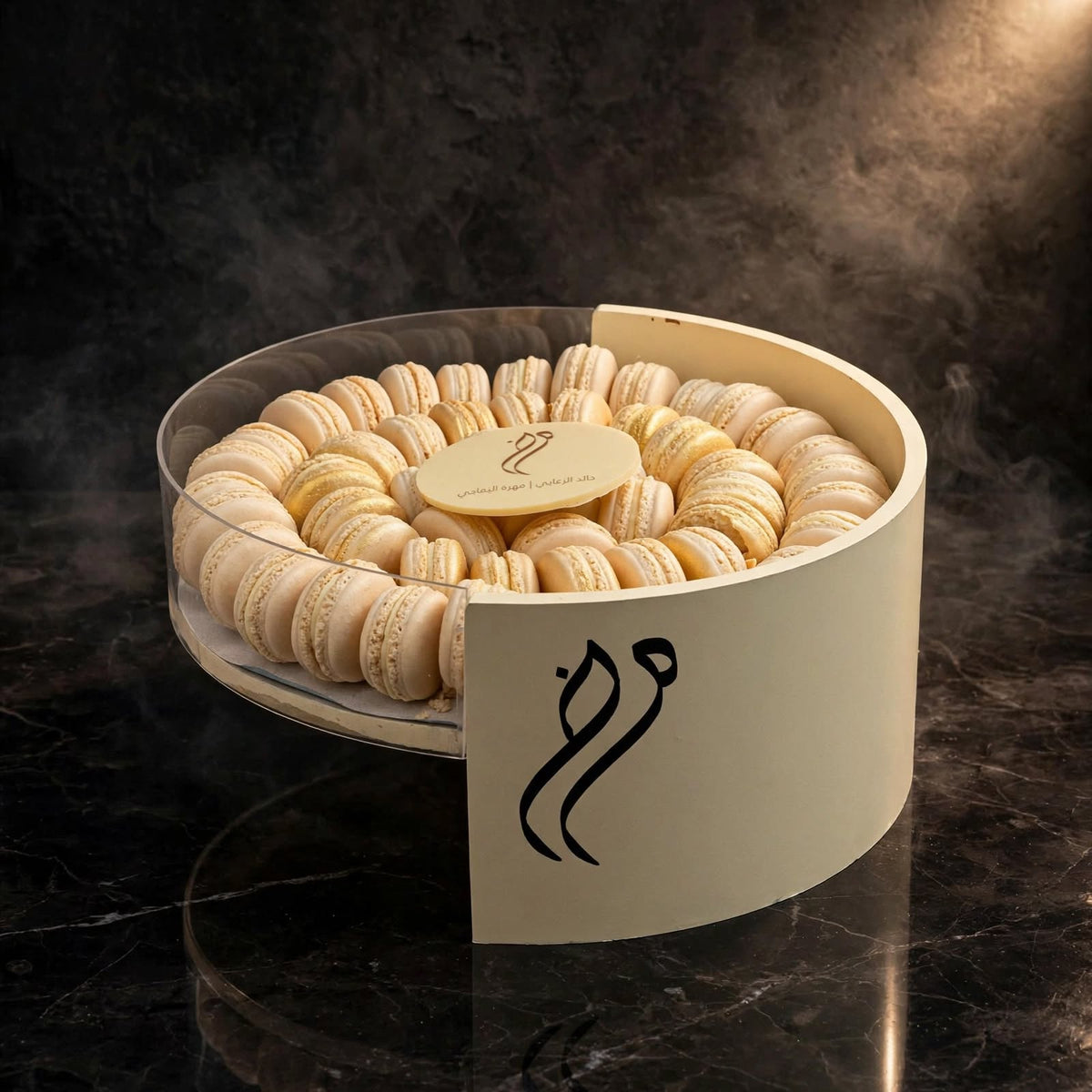 ستاند أكريليك دائري مكرون – 1.8 كغ | Round Acrylic Stand – Macarons (1.8 kg)