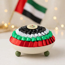 صحن شوكولاتة لوكشري مغلف بألوان العلم | UAE Flag Luxury Wrapped Chocolate Platter
