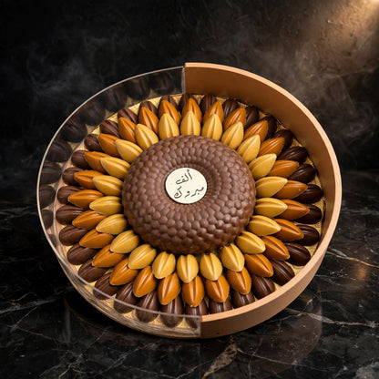 بوكس أكريليك شوكولاتة مشكلة مع صينية شوكولاتة كبيرة | Acrylic Box – Assorted Chocolate with Large Chocolate Tray