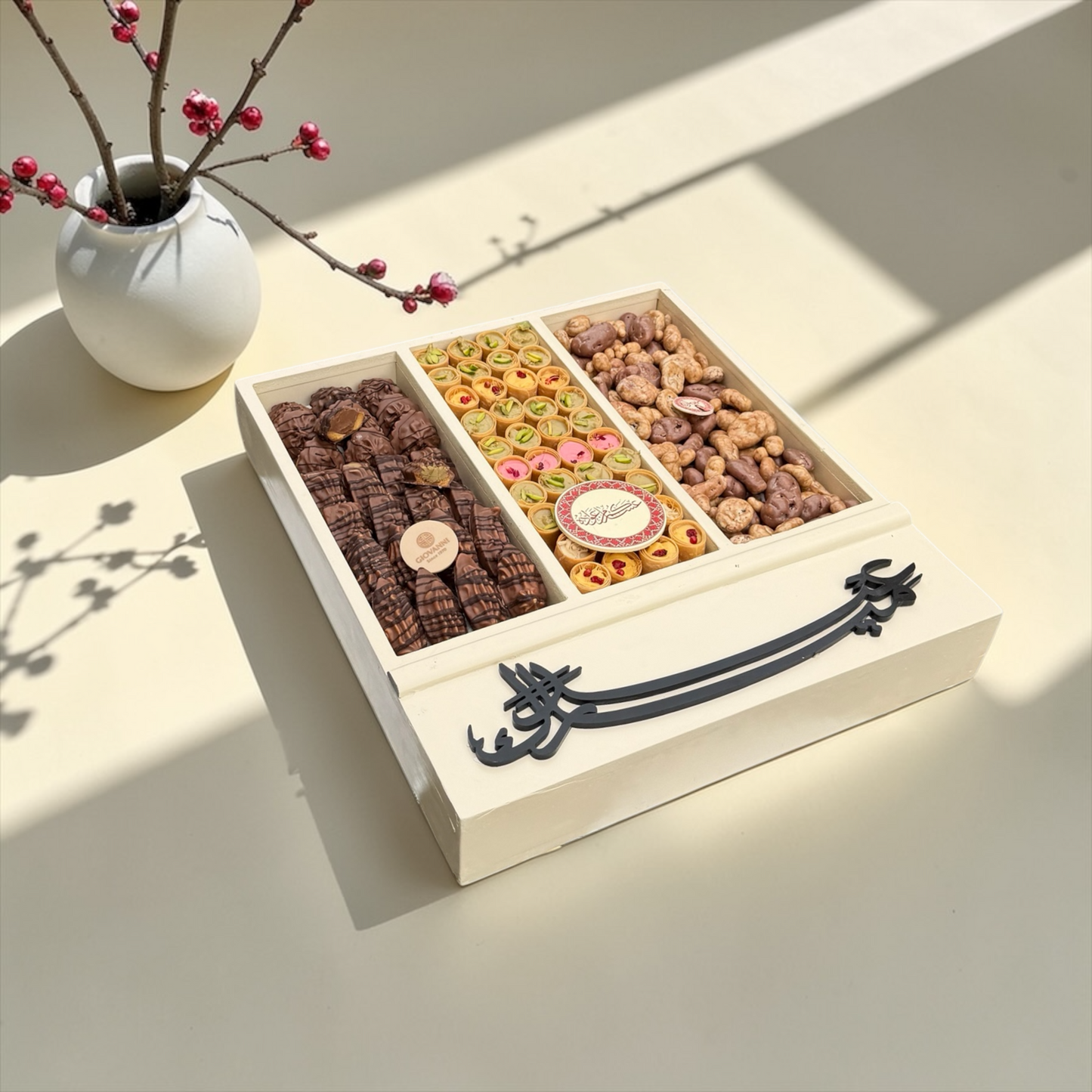 Luxury Acrylic Chocolate Box  |  بوكس اكريليك فاخر