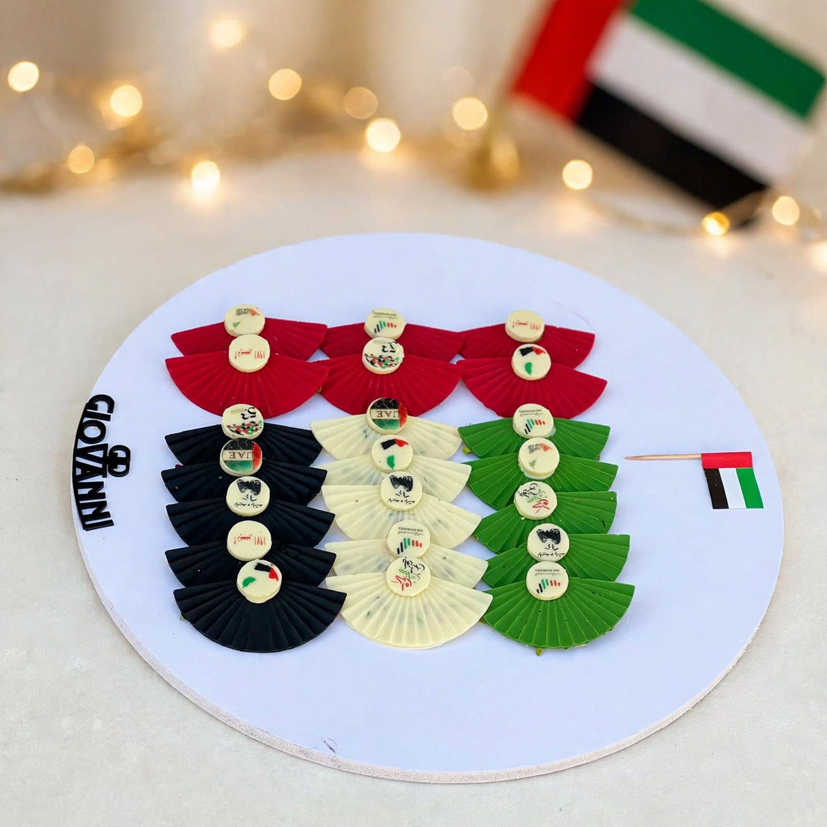 شوكولاتة مروحة بألوان العلم – 20 قطعة | UAE Flag Fan Chocolate – 20 Pieces