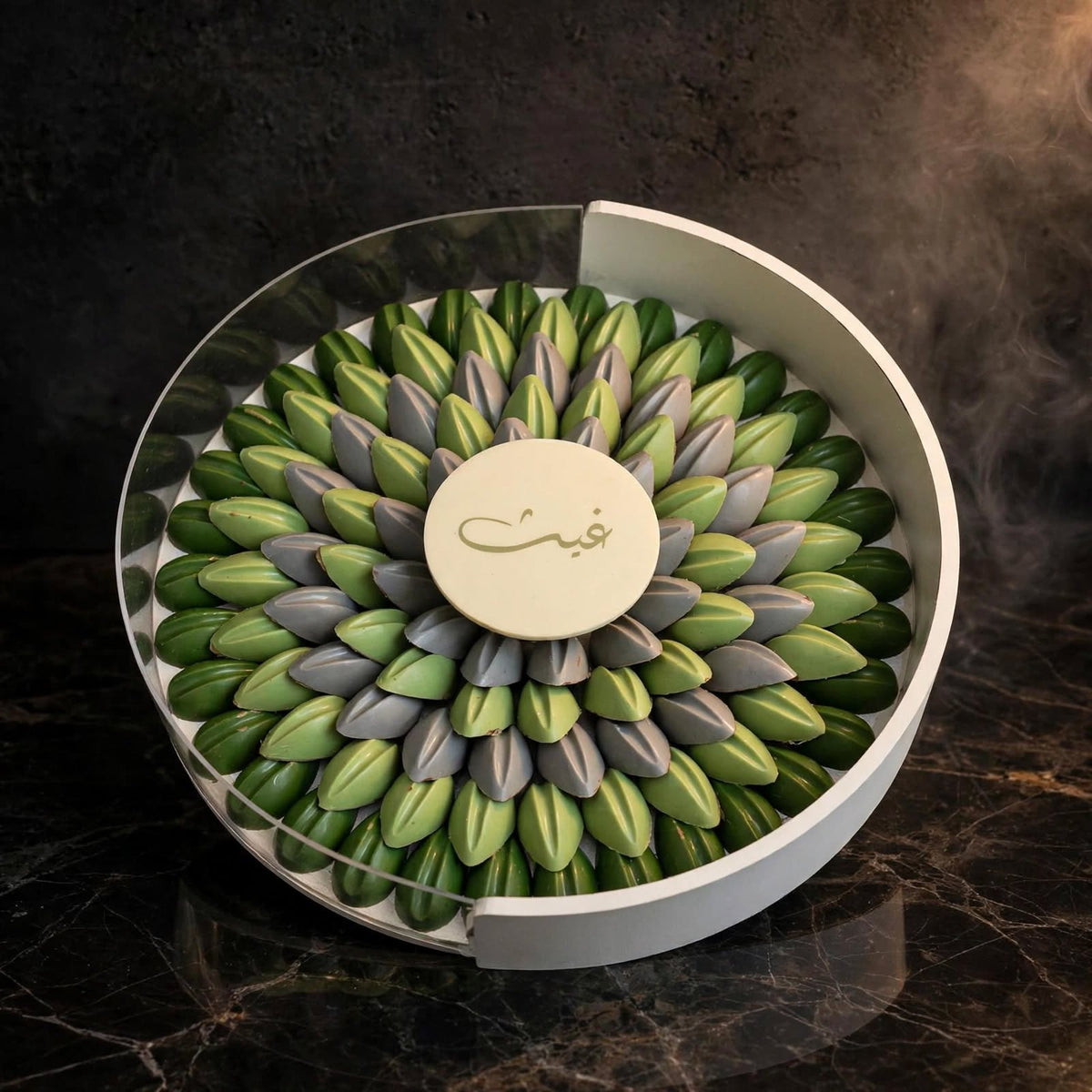 ستاند دائري شوكولاتة مشكلة – 1.3 كغ | Round Stand – Assorted Chocolate (1.3 kg)