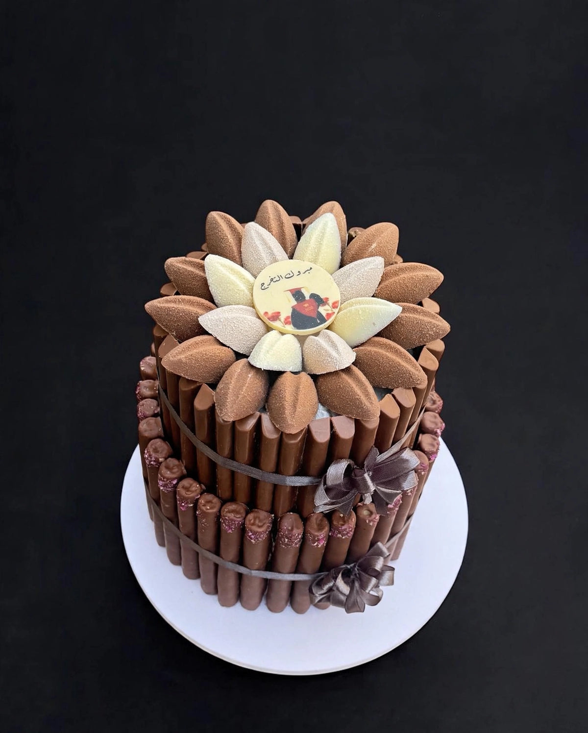 هرم فاين فير مع شوكولاتة توليب | Fine Fair Pyramid with Tulip Chocolate