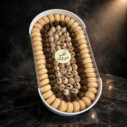 ستاند أكريليك أوفال مكرون مع ورد شوكولاتة | Oval Acrylic Stand – Macarons with Chocolate Roses