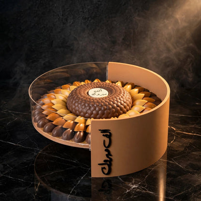 بوكس أكريليك شوكولاتة مشكلة مع صينية شوكولاتة كبيرة | Acrylic Box – Assorted Chocolate with Large Chocolate Tray