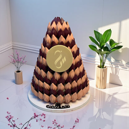 هرم شوكولاتة حبة الكاكاو بطباعة مخصصة
Cocoa Bean Chocolate Pyramid – Custom Printed