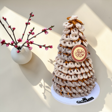 Chocolate Dipped Pretzels Pyramid هرم موالح بريتلز مغطس بالشوكليت