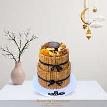 Luxury Caramelized Sesame Pyramid with Figs, Apricots & Dates هرم سمسم مكرمل فاخر مع تين ومشمش وتمر