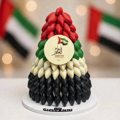 هرم شوكولاتة دمعة فاخر | Luxury Teardrop Chocolate Pyramid