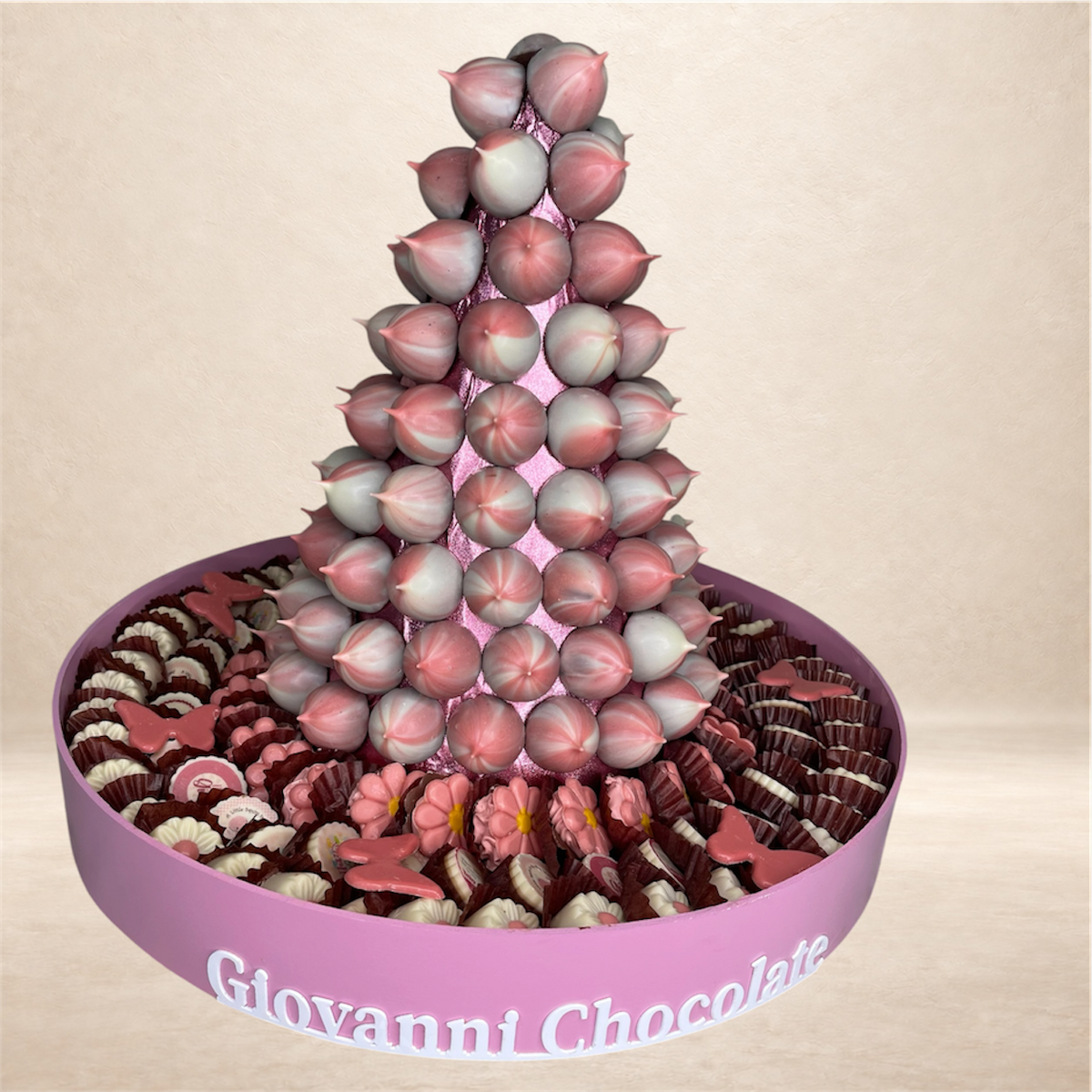 صحن أكريليك بشوكليت مطبوع وتصميم بومبون للمواليد | Acrylic Newborn Chocolate Platter with Printed Chocolate and Pom-Pom Design