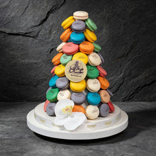 هرم ماكرون حسب الطلب | Personalized Macaron Pyramid