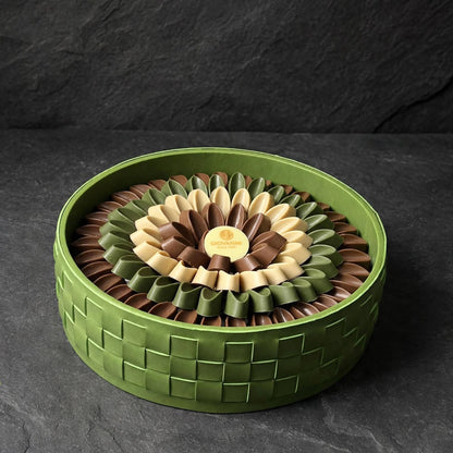 صينية جلد بغطاء أكريليك – شوكليت القهوة | Leather Tray with Acrylic Lid – Coffee Chocolate