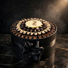 بوكس ليزر VIP شوكولاتة مشكلة | VIP Laser-Cut Box – Assorted Chocolate
