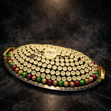 صواني VIP ستانلس ستيل مع شوكولاتة مطبوعة وبيضة شوكولاتة | VIP Stainless Steel Trays – Printed Chocolate & Chocolate Egg