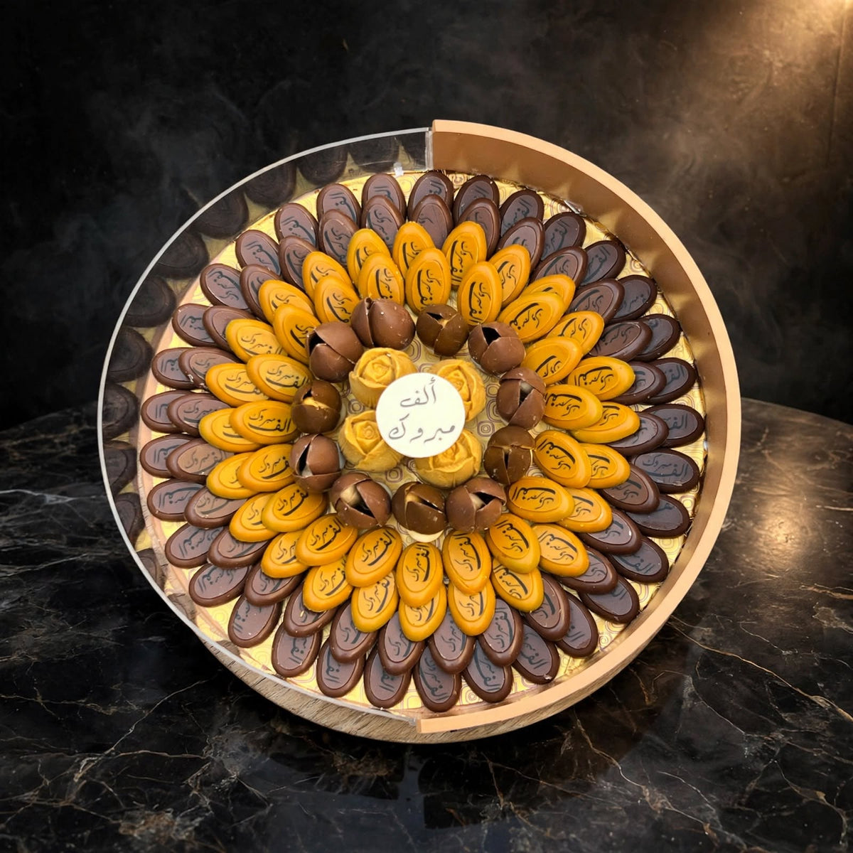 ستاند أكريليك دائري شوكولاتة | Round Acrylic Stand – Chocolate