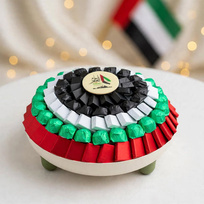 صحن شوكولاتة لوكشري مغلف بألوان العلم | UAE Flag Luxury Wrapped Chocolate Platter