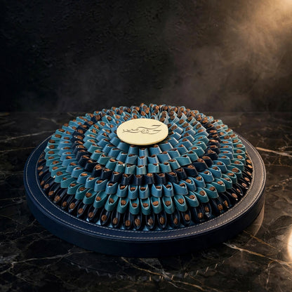 صحن جلد كبير شوكولاتة كاكاو مشكلة | Large Leather Tray – Assorted Cocoa Chocolate