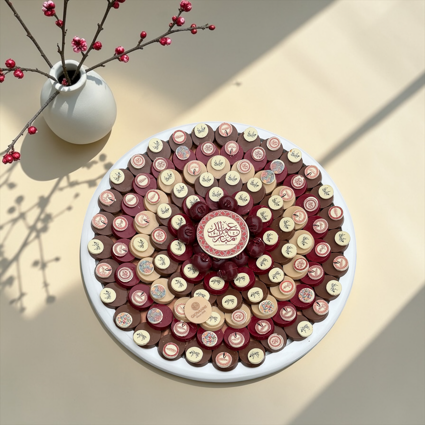 Round Printed Eid Chocolate Acrylic Tray صحن أكريليك مع شوكليت رواند مطبوع بثيم العيد