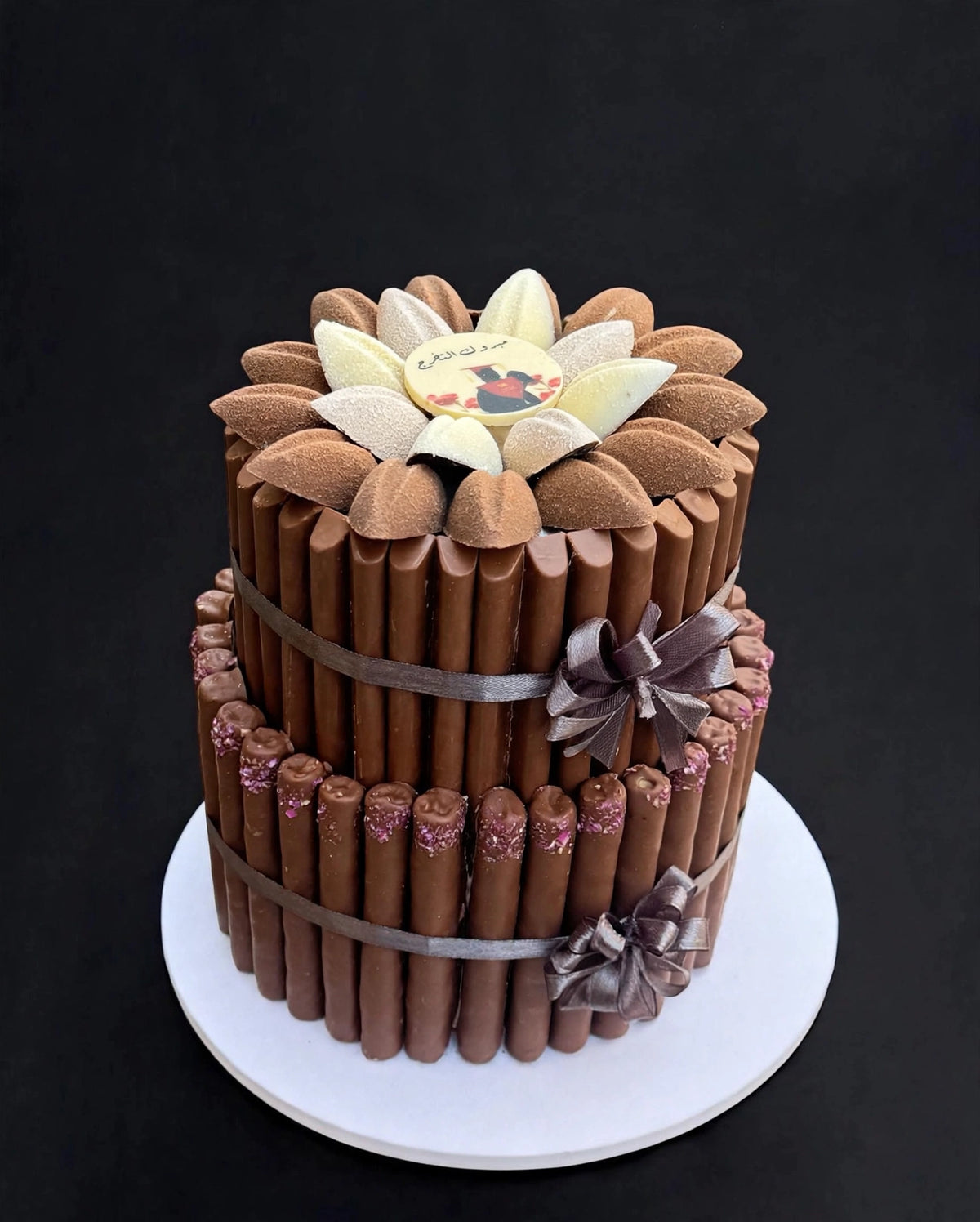 هرم فاين فير مع شوكولاتة توليب | Fine Fair Pyramid with Tulip Chocolate