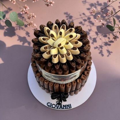 Graduation Fine Fair Chocolate Pyramid – 2 Tier (1.8 KG) | هرم شوكليت فاين فير طابقين – ثيم التخرج (1.8 كجم) | EO154