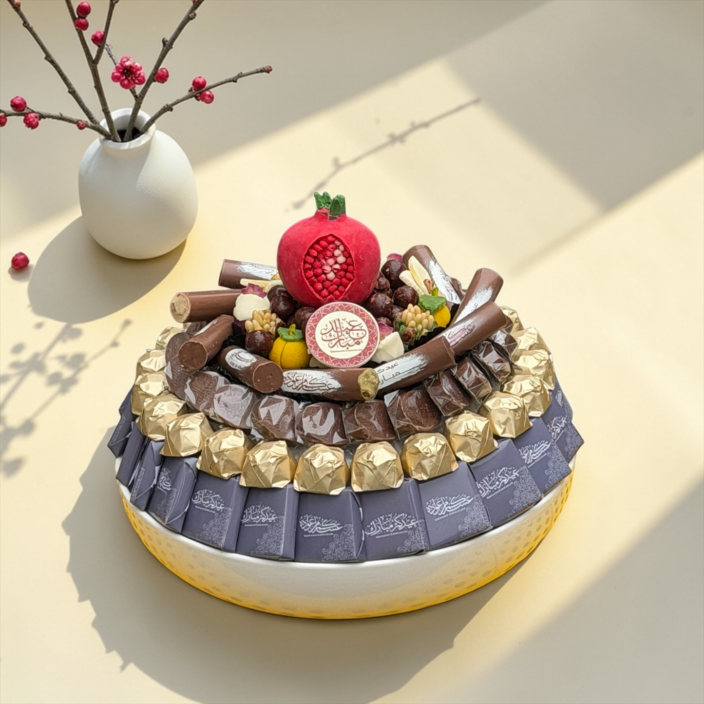 Porcelain Tray with Special Eid Wrapped Chocolates &amp; Signature Chocolates صحن بورسلين مع شوكليت مغلف اسبيشال للعيد مع شوكليت سجنتشر