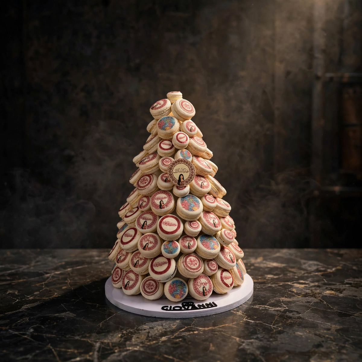 هرم مكرون مطبوع – الشكل الأول | Printed Macaron Pyramid – Design 1