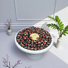صحن فواكه فريش مغطّسة بالشوكولاتة مع استاند فاخر 
Luxury Fresh Fruit Chocolate Platter with Stand