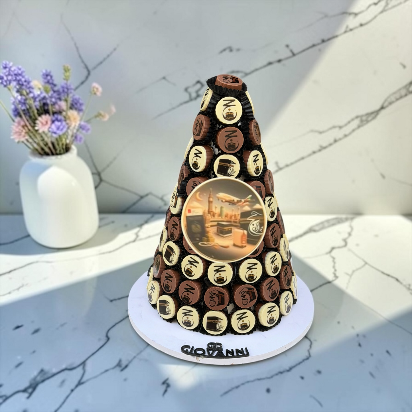 Giovanni Hajj Printed Belgian Chocolate Pyramid – Luxury Eid & Hajj Collection