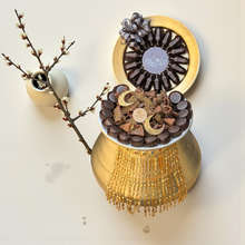 Yadoo Heritage Large Tray with Thyme Bugles Chocolateصحن يدو التراثي الكبير مع شوكليت بيوقلز بالزعتر – شوكولاتة بلجيكية فاخرة من جيوفاني