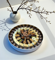 Mixed Carton Platter — Wrapped Chocolate, Dates, Figs & Apricots  صحن كرتون مشكّل — شوكليت مغلف + تمور + تين + مشمش