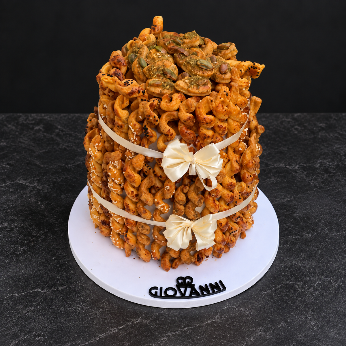 هرم موالح حلزون – Spiral Savory Pyramid