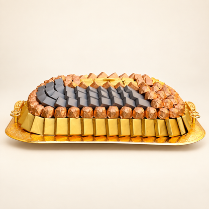 صحن استانلس ستيل مع شوكليت مغلف | Stainless Steel Tray with Wrapped Chocolate