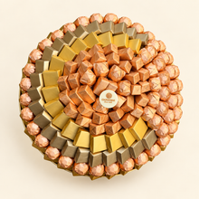 صحن سيراميك مع شوكليت مغلف | Ceramic Tray with Wrapped Chocolate