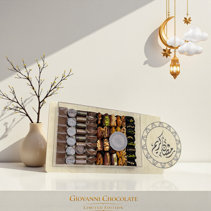 Luxury Acrylic Box Assorted Chocolates & Dates  بوكس أكريليك فاخر مشكّل شوكليت وتمور — 1 كجم