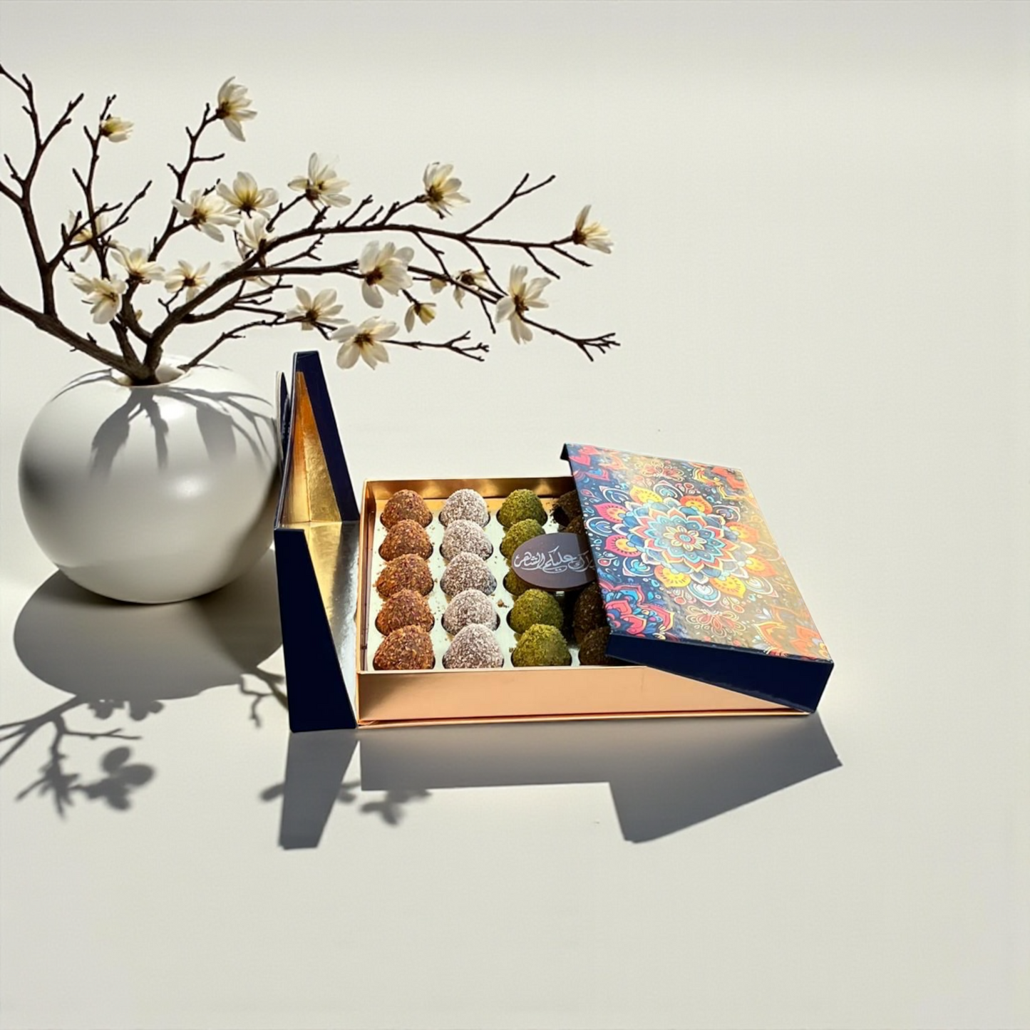 Luxury Chocolate Eggs Collection – Giovanni Exclusive Fillings – 1300g مجموعة بيض الشوكليت الفاخرة – حشوات جيوفاني الحصرية