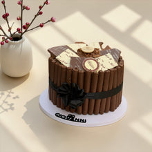 Eid Fine Wafer & Mixed Nuts Chocolate Pyramid | هرم فاين فير مع شوكليت مكسر بثيم العيد