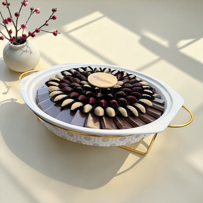 Belgian Chocolate Porcelain Platter with Glass Lid | صحن بورسلين بغطاء زجاجي وحامل ذهبي مع تشكيلة شوكليت بلجيكي