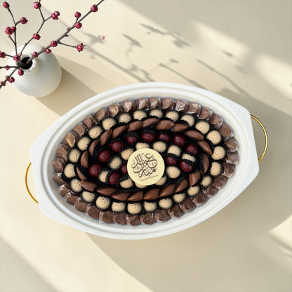 Belgian Chocolate Porcelain Platter with Glass Lid | صحن بورسلين بغطاء زجاجي وحامل ذهبي مع تشكيلة شوكليت بلجيكي