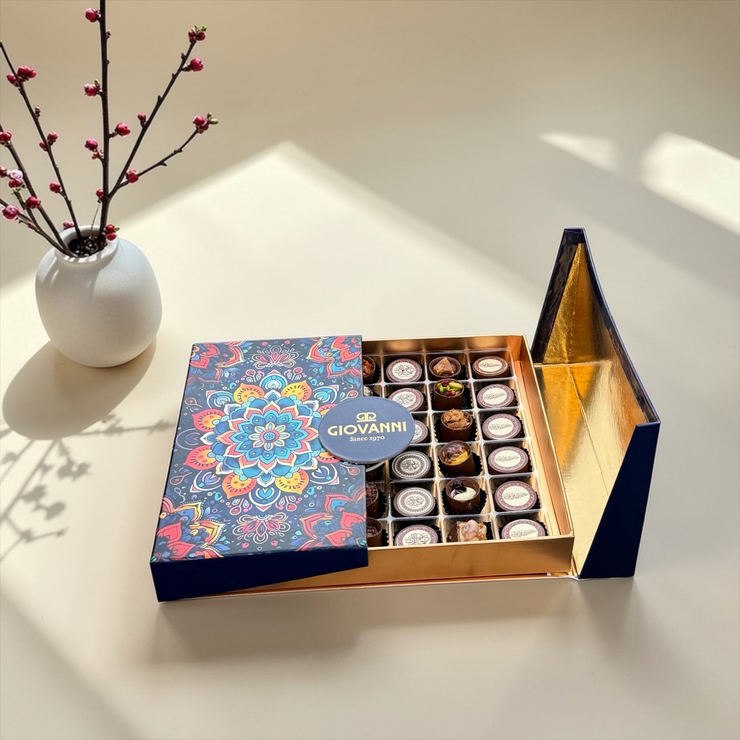 Eid Printed & Chocolate Cup Gift Box | بوكس شوكليت مطبوع وكاب شوكليت للعيد