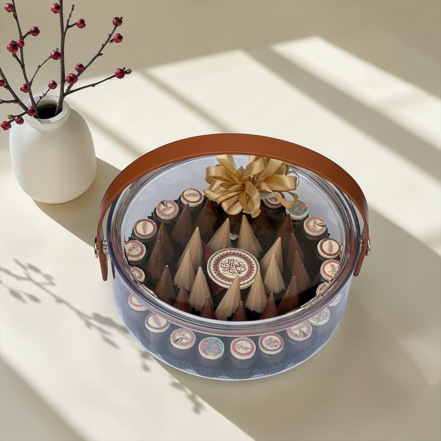 Eid Chocolate Cone & Feuilletine Acrylic Box | بوكس أكريليك شوكليت الكون مع شوكليت فياتين بثيم العيد