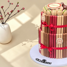 Chocolate Stick Pyramid with Mixed Fillings | هرم استيك شوكليت بحشوات مشكلة